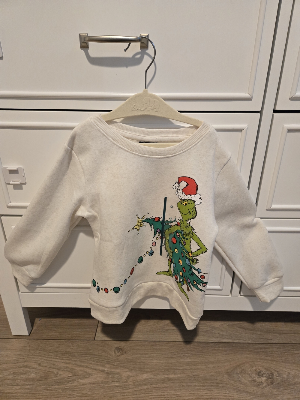 Kids White Grinch Graphic Holiday Sweatshirt